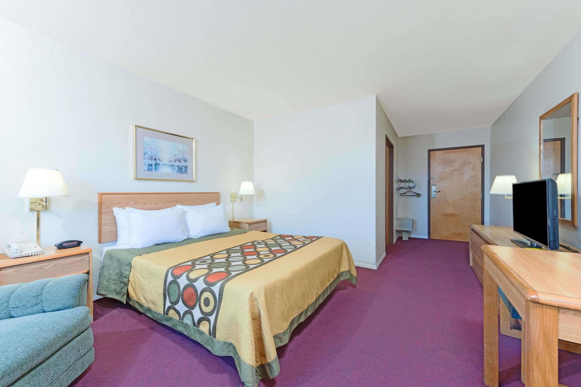 Hotel Super 8 By Wyndham Farmington Extérieur photo